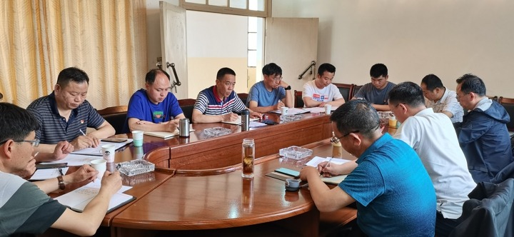 ���Ÿ��ܾ�������һ�е�����ú��չ��Ӫ�������