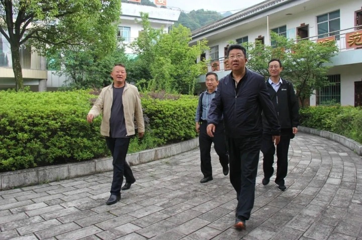 ��ú����רְ�ⲿ���´��ӷ塢�׾�����Դ��Դ��úҵ���޹�˾����