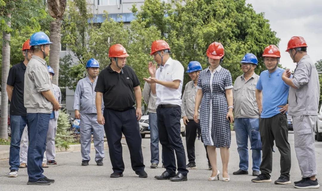 ����ʡ��ί����Ķ����鸰�⻯�����ֹ�˾��չ���������������