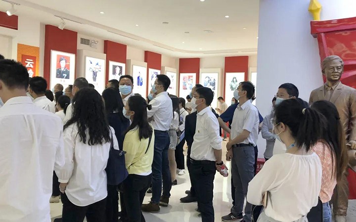 ����ʡ�ط�ú������о�Ժ����֧��չ��ʾ�����˶�