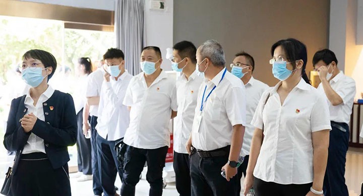 �⻯����������ݷ���������ʾ�������ؿ�չ��ʾ�����˶�