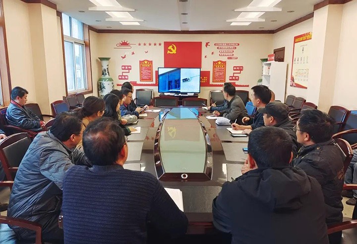 ����úҵ��ί��֯ԢĿ������˶�������ࡷ��ʾ����Ƭ