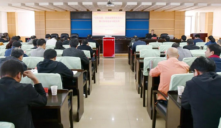 ��ά���ſ�չ���԰�Ϊ�����������½��������ˡ���ʾ����ר�⵳��