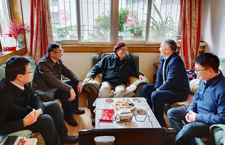 ����ʡ����ί��ίίԱ�������κ����һ�е���ú�������ϸ���ֲ������ſ�չ�����߷�ο�������ϸɲ��˶�