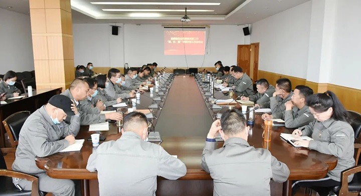 ����Ѷ����ú�����ٿ��������顰�顢����ǿ��ר���ж������ᡢ����ú̿���Ժ�ٿ����������ƽ��ᡢ�ɱ�ú���ٿ�������������ж��ƽ���