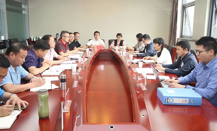 �����Ϲ����ǽ��������ҵ������Զ����ʡ����ί�Ϲ�������������м��źϹ���������