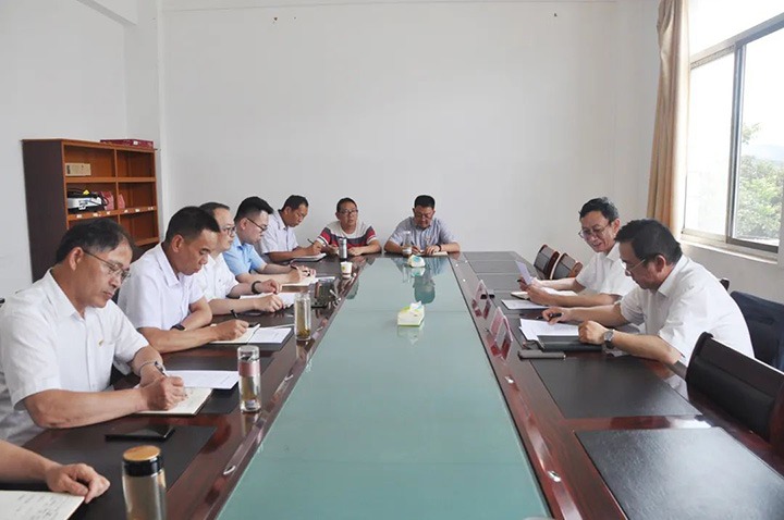 ��ú�������ϸ���ֲ�������רְ�ⲿ���¿׾���½��ú��˾����