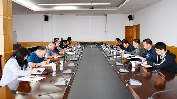 ��ú�������ϸ���ֲ������ŵ�ί����ǡ������³����ܾ����߽���һ�е���ά���Ŷ�������