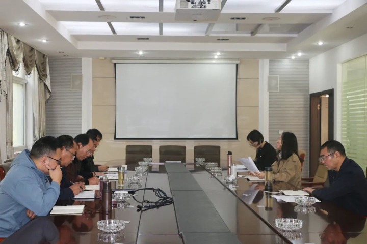 ��ú�������ϸ���ֲ������ŵ�ίίԱ�������ܼ�Ī�������쾮ú�����޹�˾����