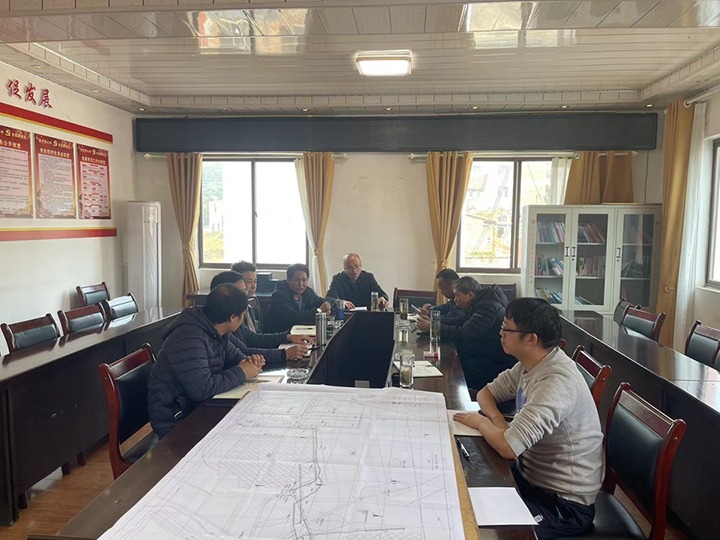 ����Ѷ����ú��˾�ٿ�����ú��30���ˮƽ����ר�����鼯���½��ú��˾��չ������ѵ�Կ�������⻯�����ֹ�˾������������