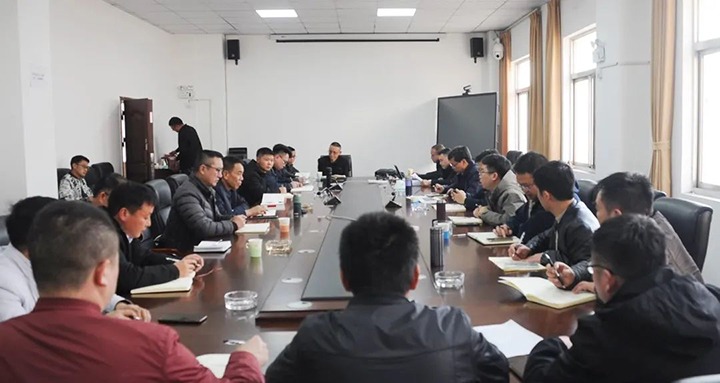 ��ú�������ϸ���ֲ������ŵ�ί����ǡ������³����ܾ����߽��Ե�½��ú��˾����������������