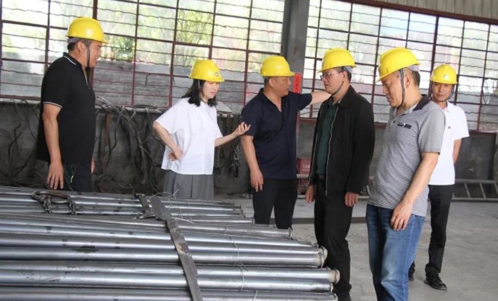 �������������ú�������ϸ���ֲ������ŵ�ίίԱ�������ܼ�Ī����һ�е�һƽ��ú��չ�����������