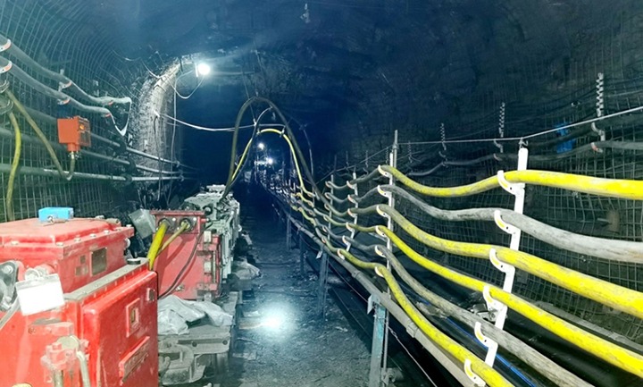 ����ú��Ѷ������ú��˾���171703�۲�������װ�ã���ú����������Ϊ�ƽ���˾��ɶ�ͣ���ޣ��⻯�����ֹ�˾��չ�������������˶�