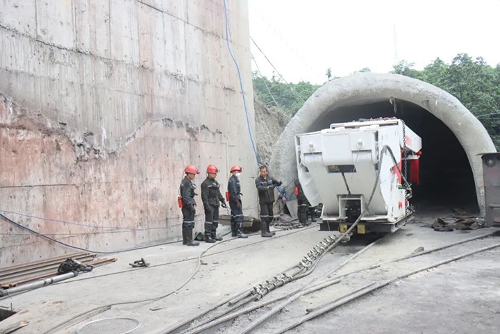 ����ú��Ѷ��������ҵ��̬��������������