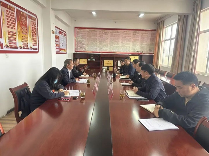 ���²���С���ú�������ϸ���ֲ������ŵ�ίίԱ����ί�������־������ʯ�ͻ���������˾��չ����ָ������