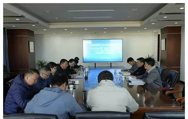 ���۽���ú����ú�������ϸ���ֲ��������ܾ������������°����γ¼���һ�е���ú������˾��չר������