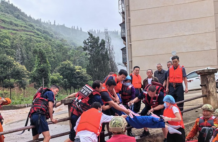 Ҫ��ʱ�̳���ǰ����Ѵ���ջ�ƽ������ú�������ж���