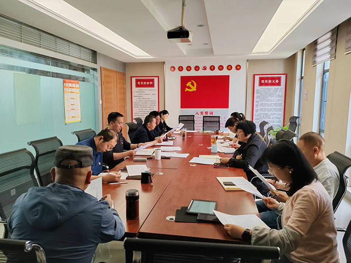 九游老哥俱乐部.jpg 九游老哥俱乐部.jpg